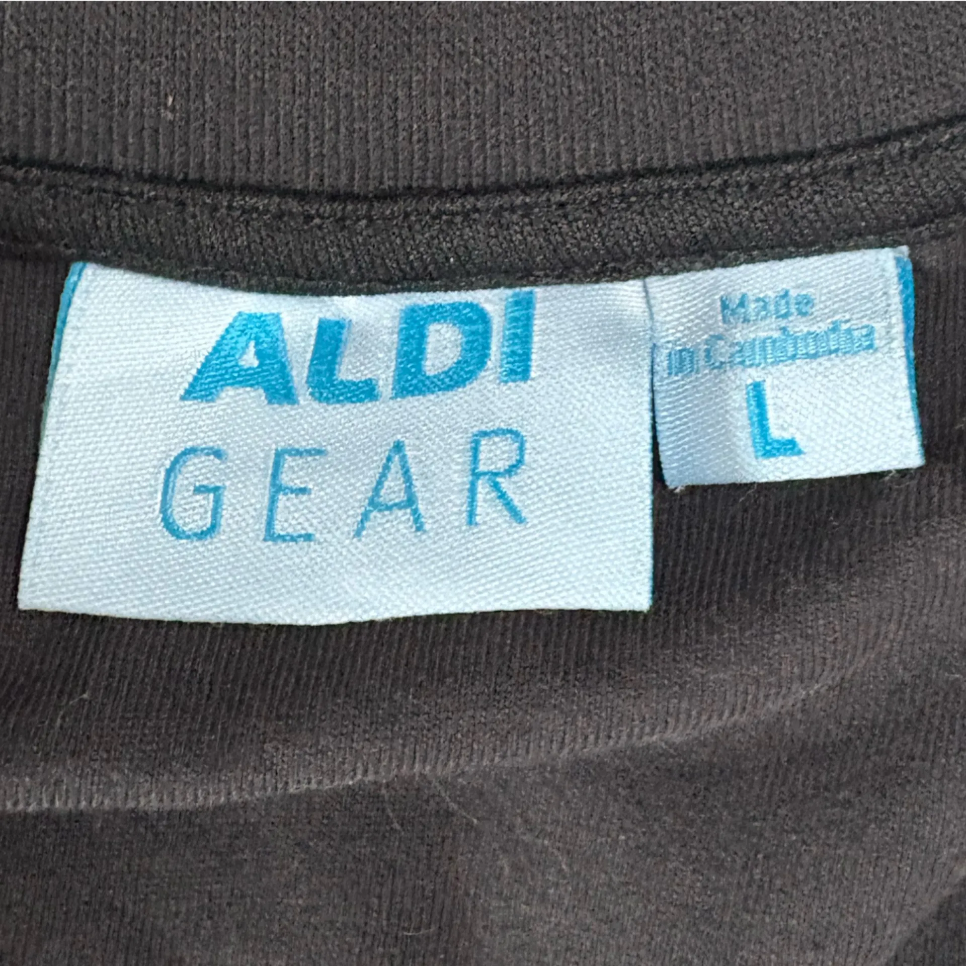 Aldi Festive Christmas Gingerbread and Star Print Pajama‎ Top Size Large EUC Black - Image 3