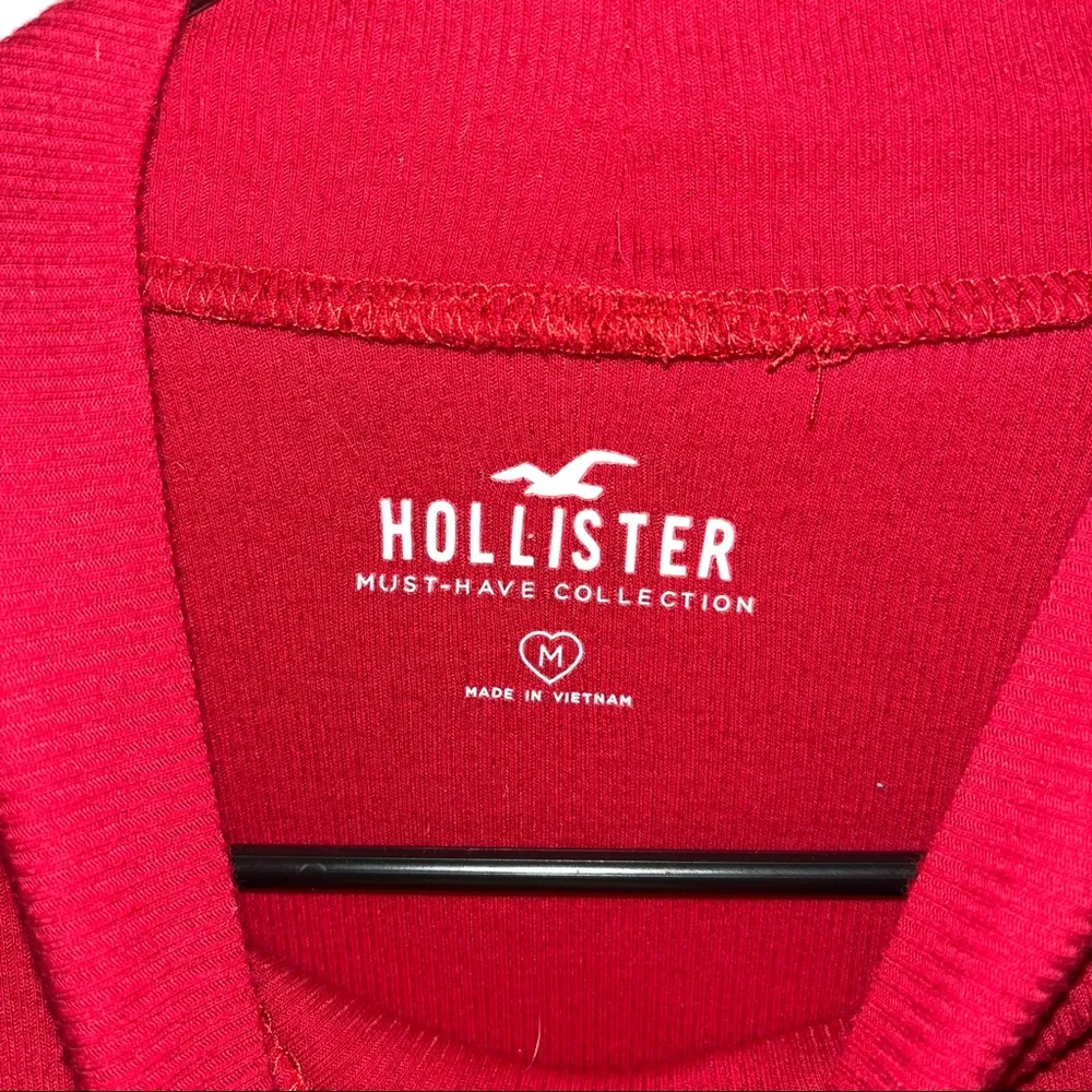 Womens Red Turtle Neck - Image 3