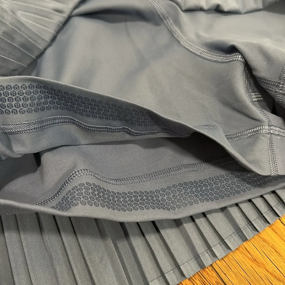 Lululemon Varsity High Rise Pleated Tennis Skirt oasis blue size 14 pickleball - Image 7
