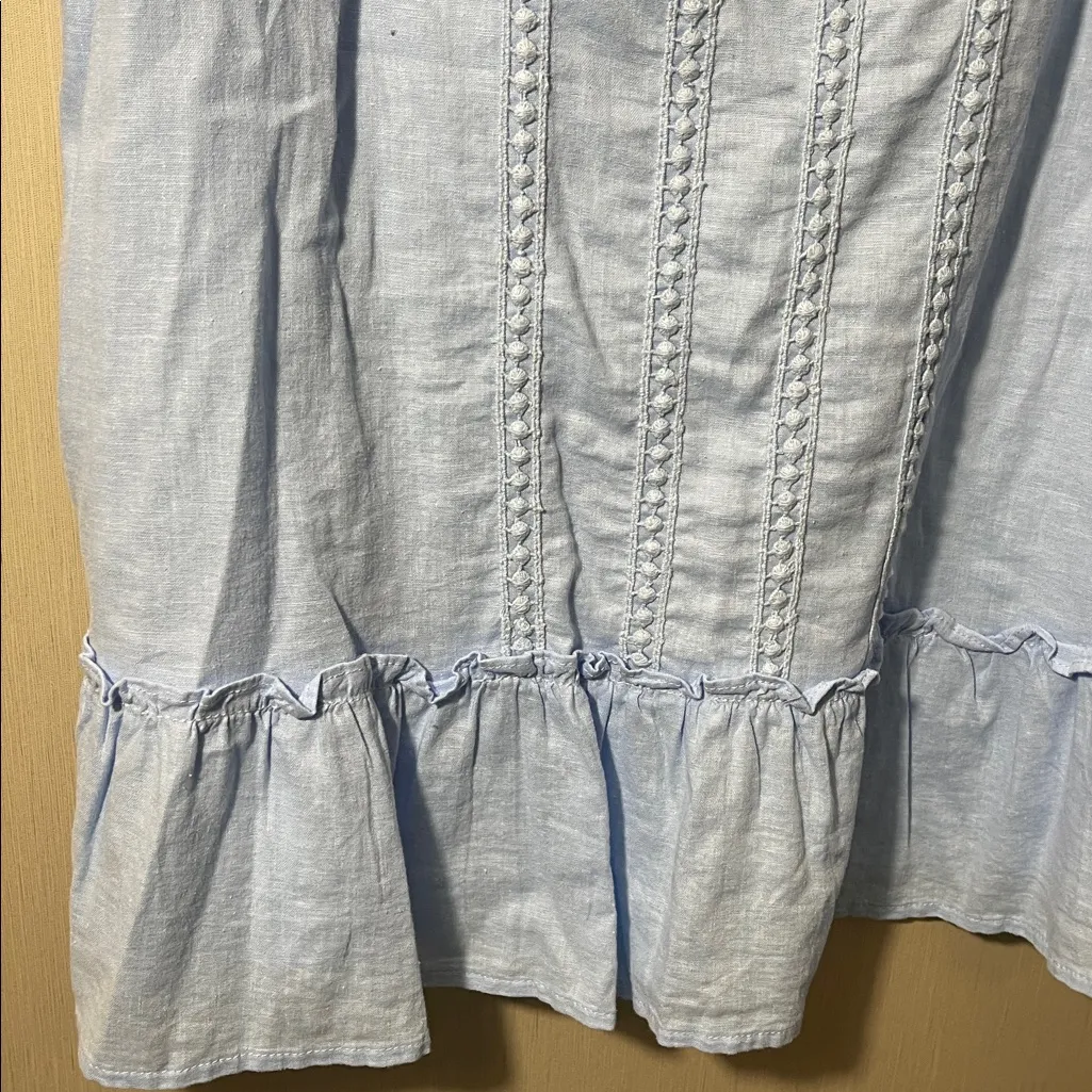 Crown and ivy eyelet large top v neck tiered NWT blue crochet - Image 2