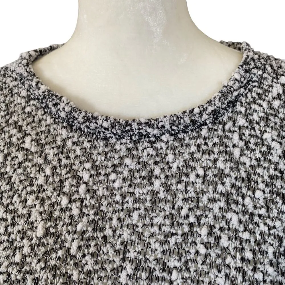 Aeropostale women's black and white long sleeve soft sweater size medium stretch - Image 6