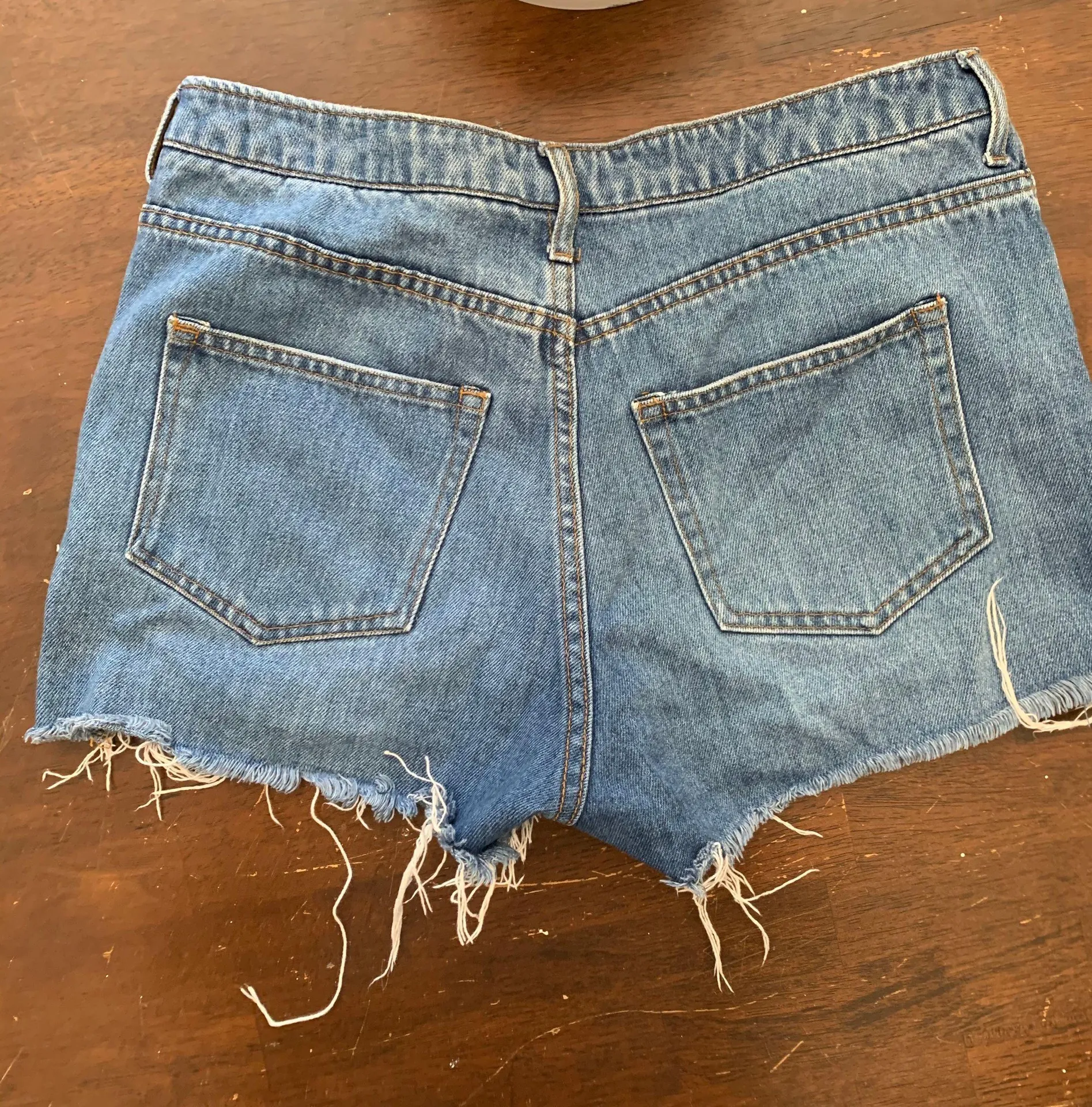 H&M Cut Off Jean Shorts - Image 3