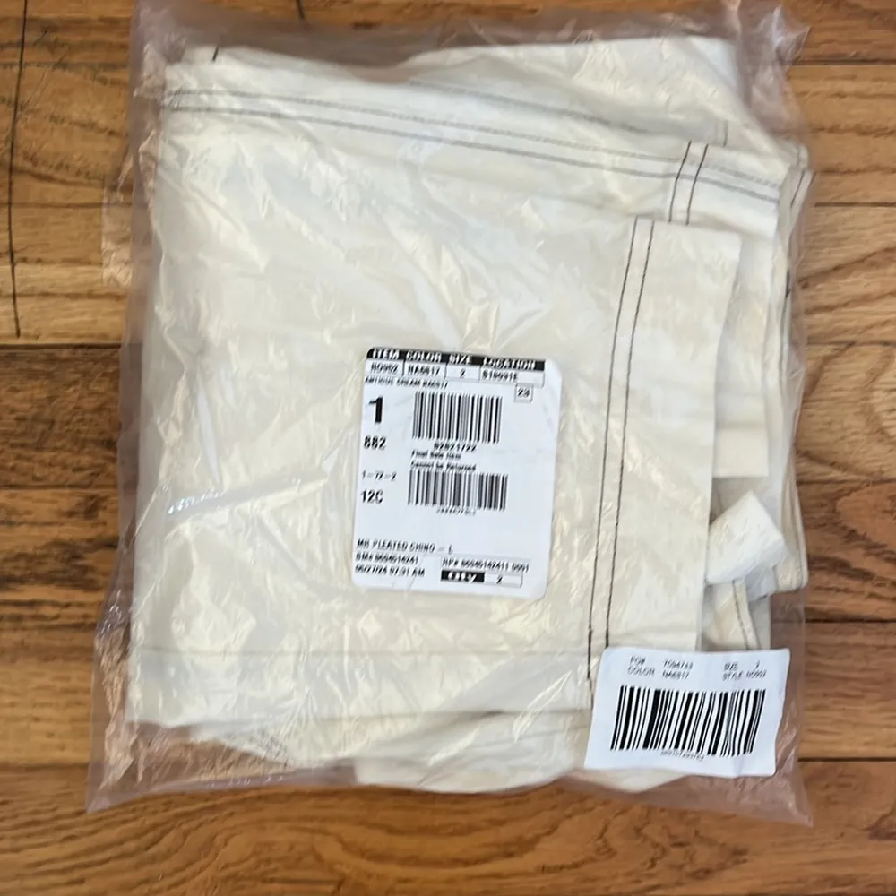 Madewell Pleated Straight Pants - Image 15