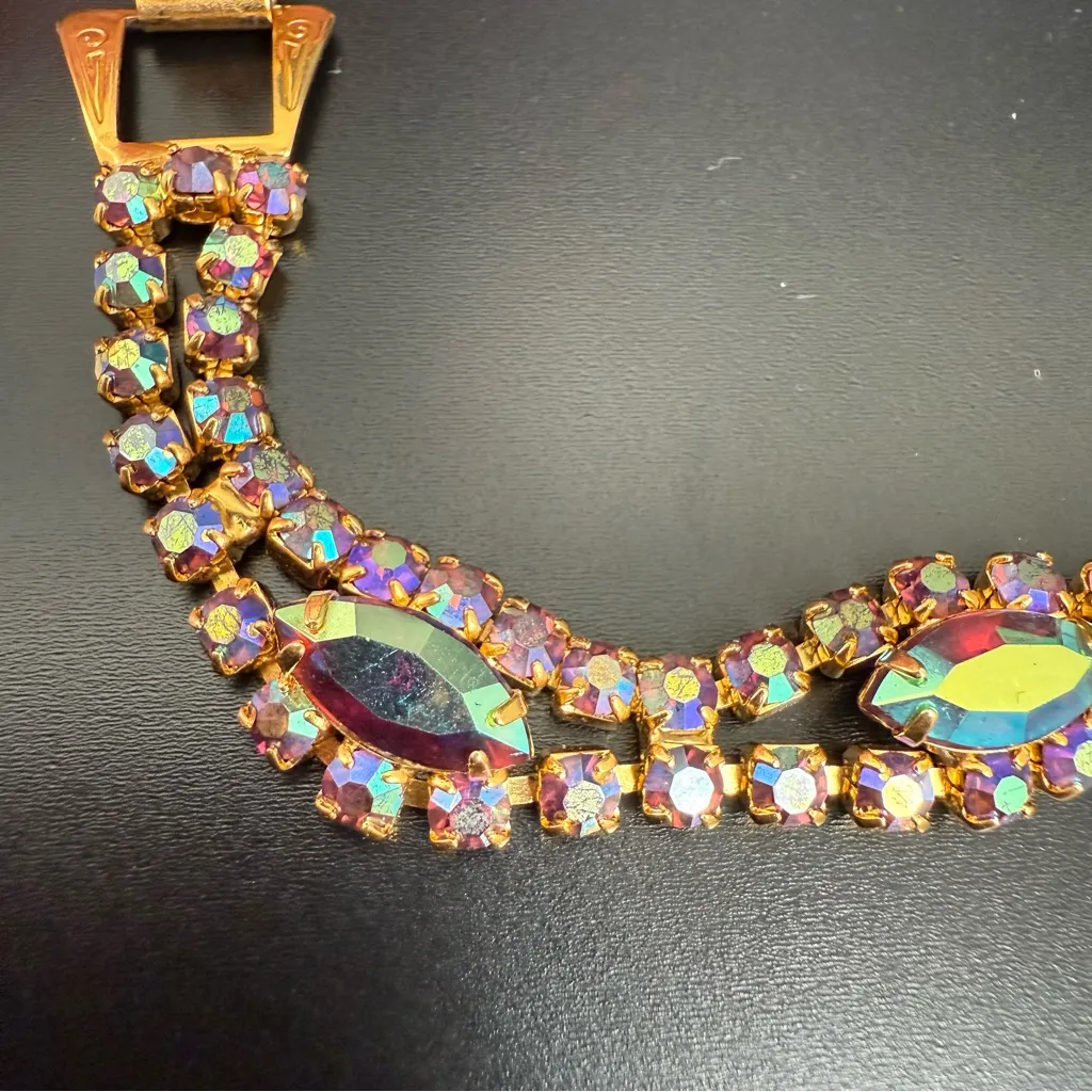 Vintage Juliana Style Gold - Image 10