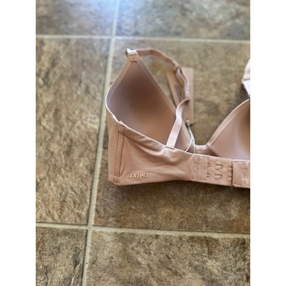 SKIMS  Wireless Form T-shirt Bra Clay Size 30B - Image 8