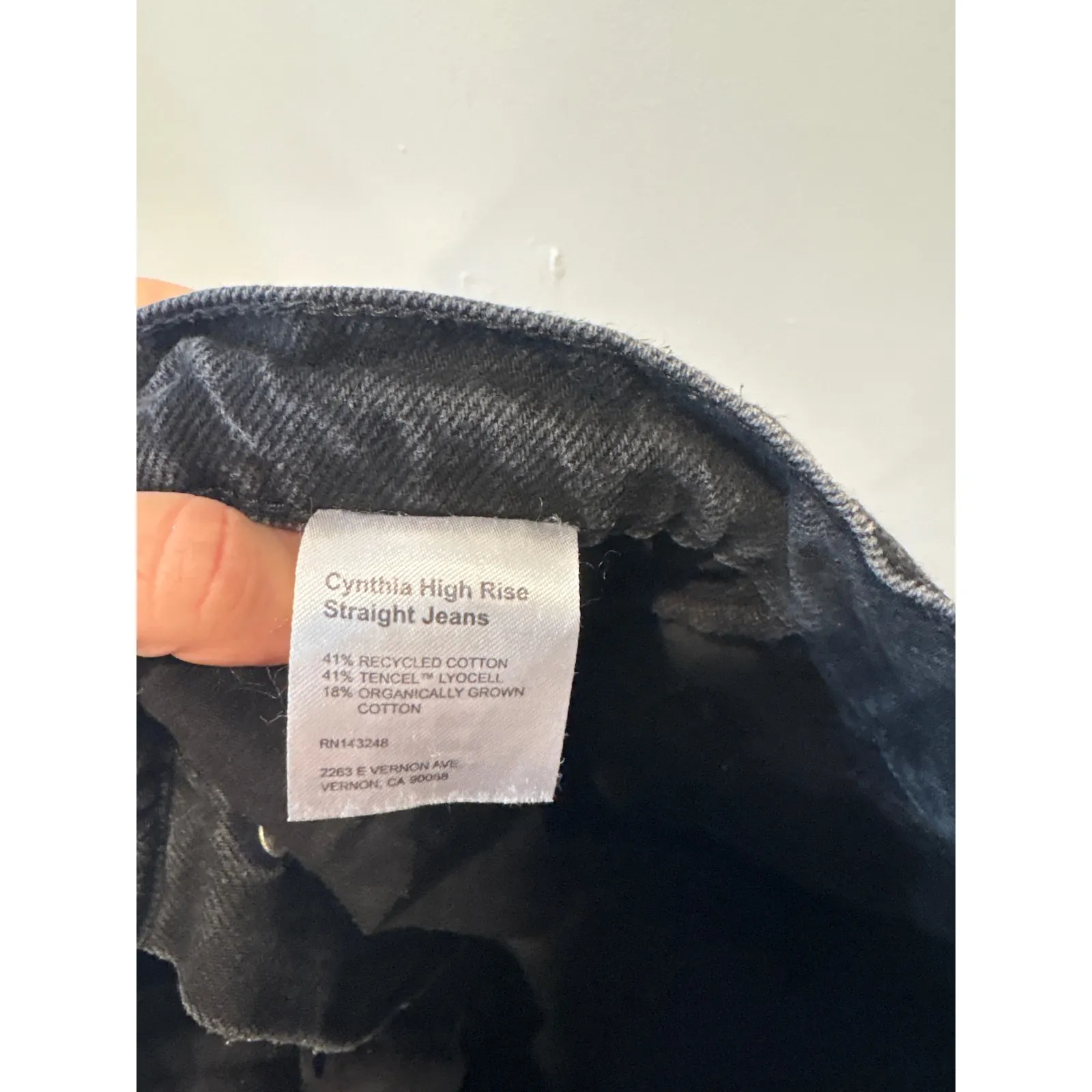 Reformation Jeans Cynthia Black High Waisted Straight Leg Denim Pants Size 29 - Image 4