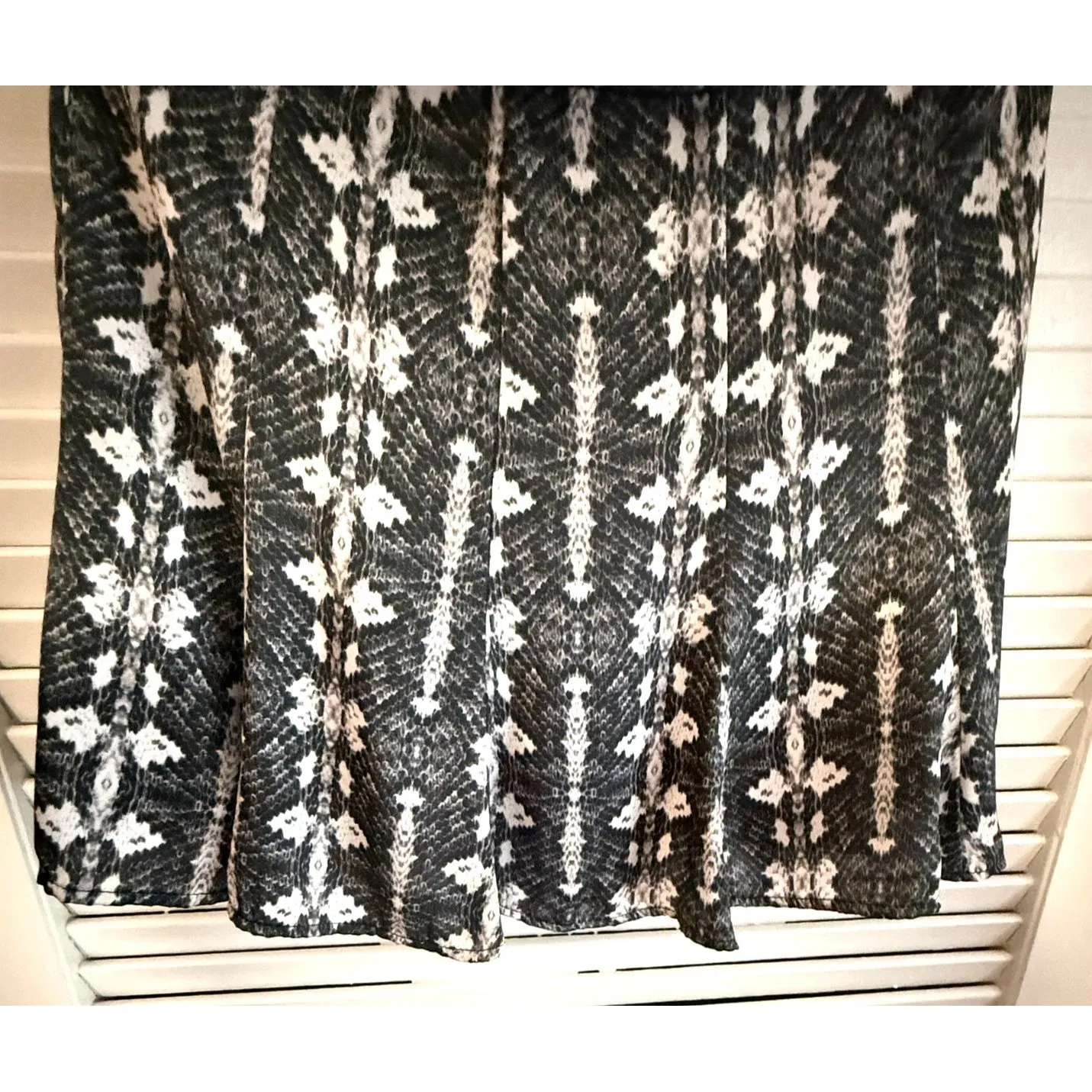 Show Me Your Mumu Snake Print Skater Mini Skirt Gray Tones Boho Ballet Size L - Image 10