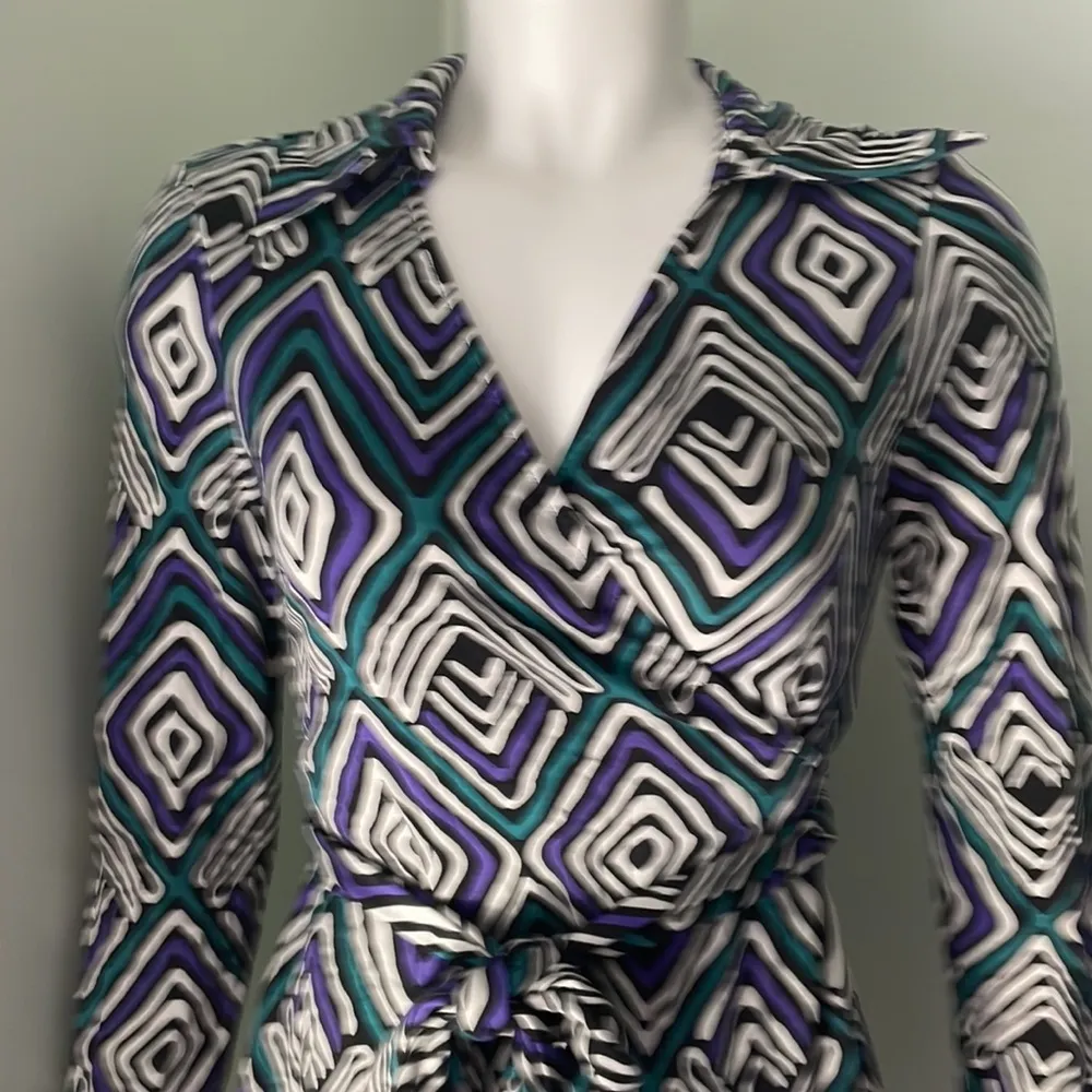 Diane von Furstenberg Wrap Dress DVF size 8 - Image 2