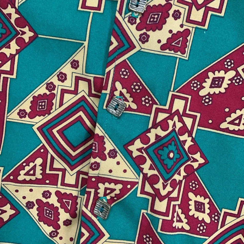 Vintage Three - Image 6