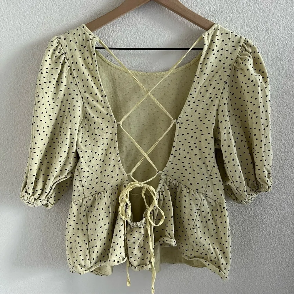 Urban Outfitters Pale Yellow Polka Dot Tie Open Back Peplum Top Large - Image 6