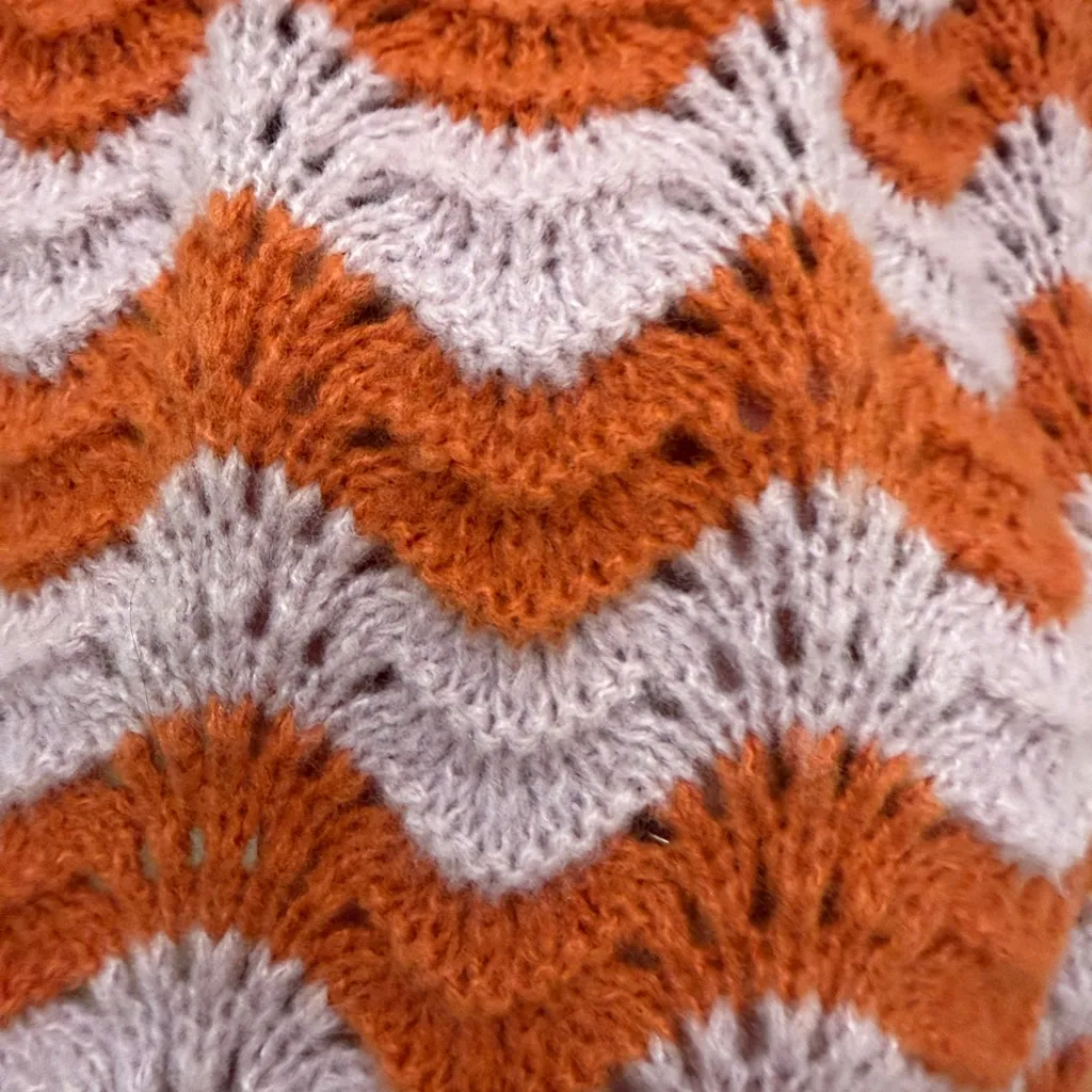 Vibrant Zigzag Knit Turtleneck Sweater - Image 3