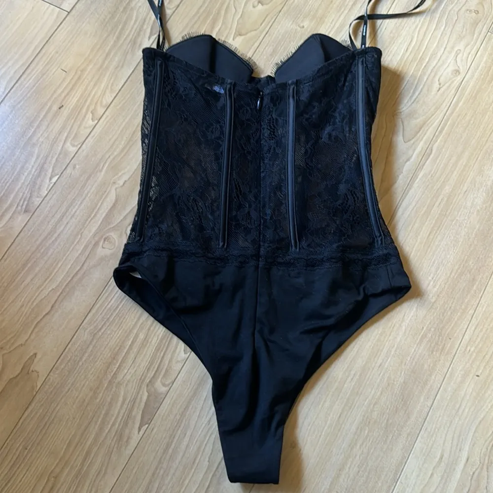 Retrofete lace bodysuit - Image 2