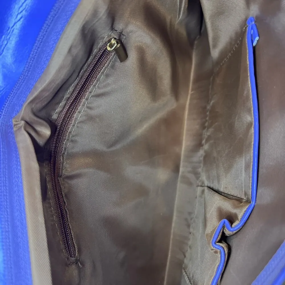 Vintage Periwinkle Crossbody - Image 3