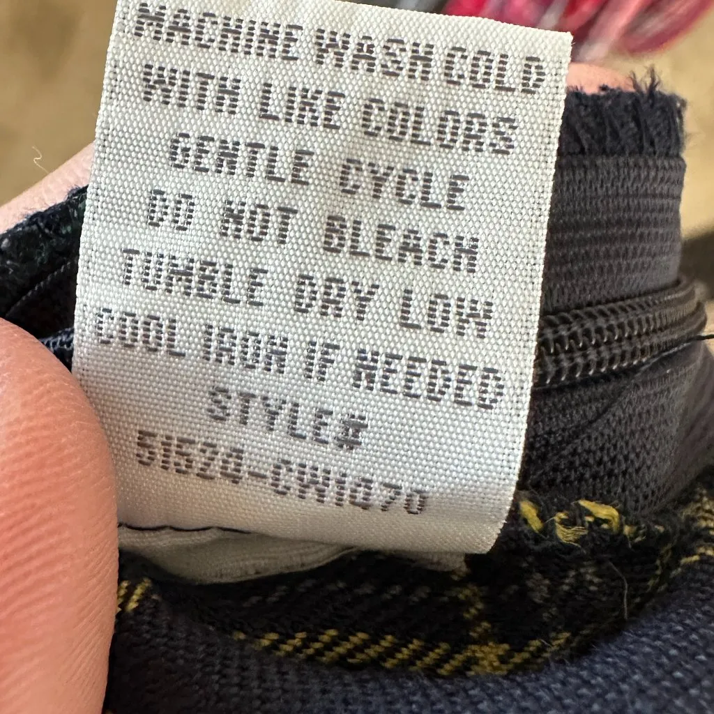 NWT Cali1850 Womens Plaid Skort in Navy Blue and Hunter Green Size Large - Image 8