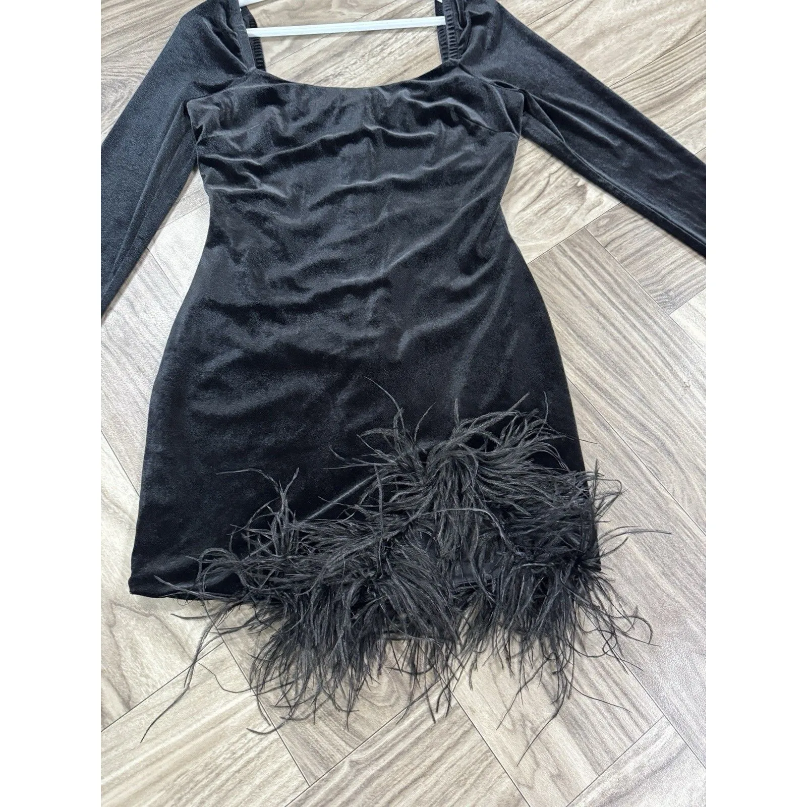 City Studio Juniors 7 Long sleeve Velvet Dress Color Black Size undefined - Image 2