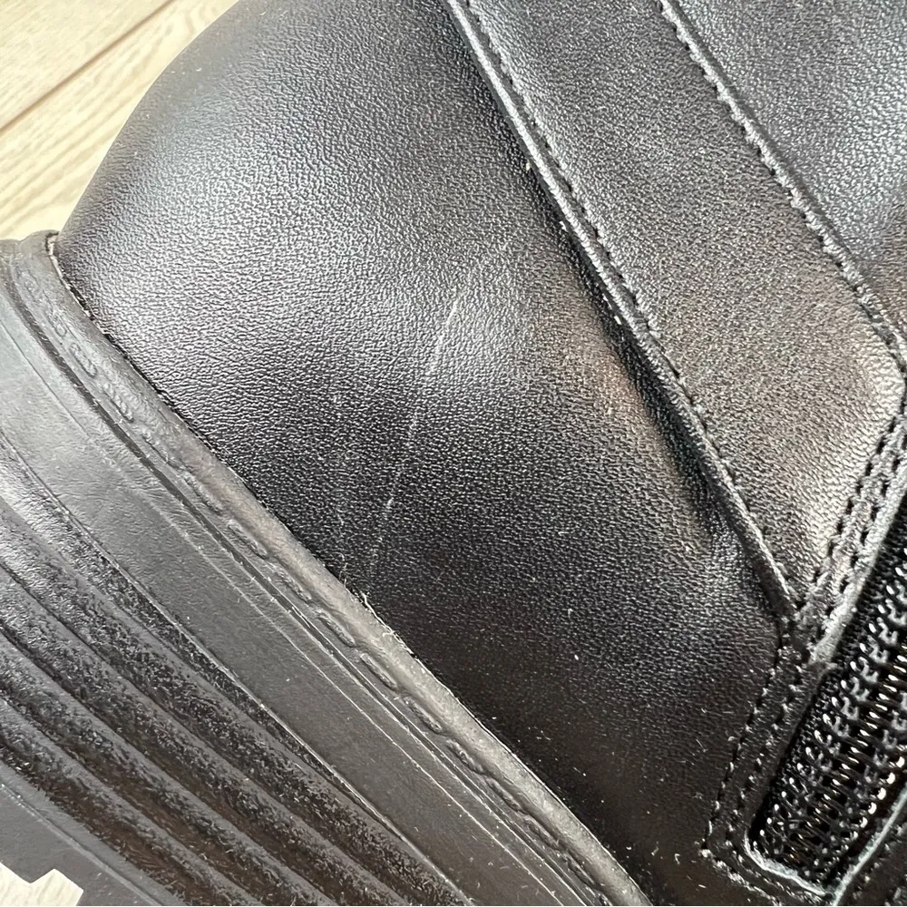 Giani Bernini Brennin Buckled Ankle Booties 10 Black Faux Leather $100 - Image 6