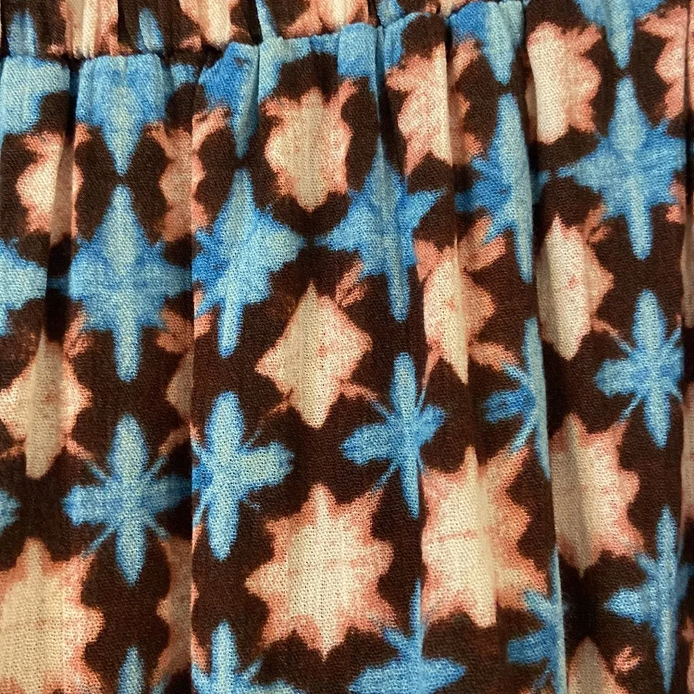 LOFT Maxi Skirt size M/T brand new with tag length 38” waist elastic - Image 3