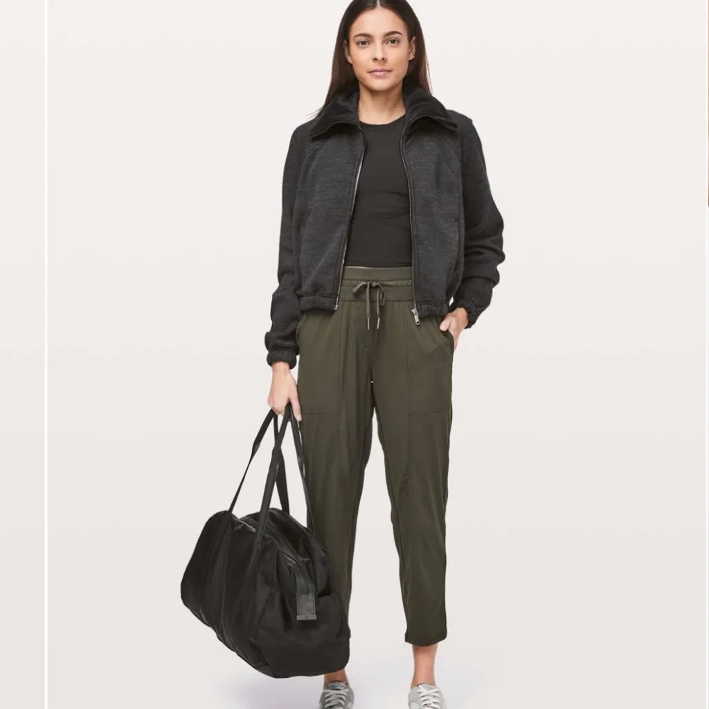 Lululemon Dance Studio Crop *25" in Dark Olive Stretch Cropped Pockets Athletic - Image 14