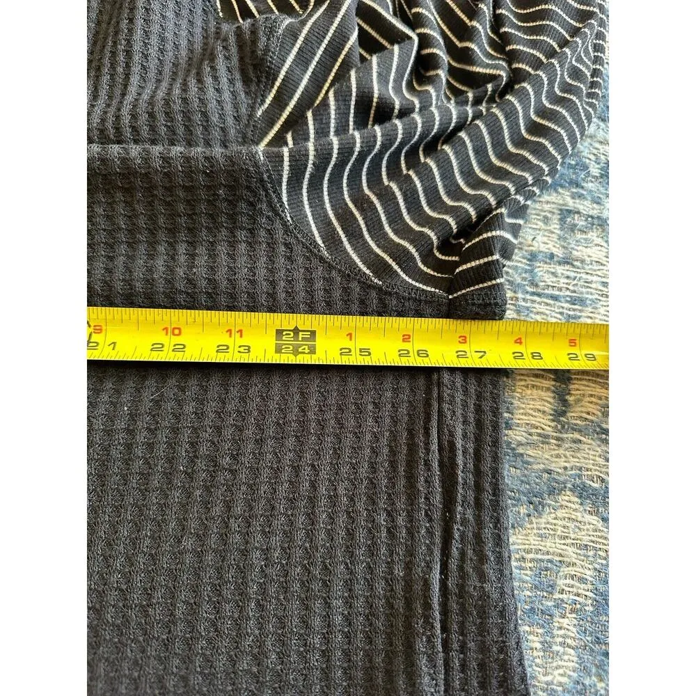 UMGEE Top Womens Medium Black Waffle Knit Striped Long Sleeve Casual Loose - Image 3