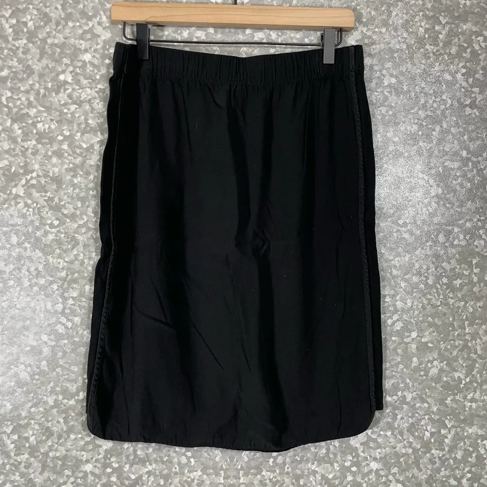 Ann Taylor LOFT Black Elastic Waist Straight Skirt - Size Small - Knee Length - Image 6