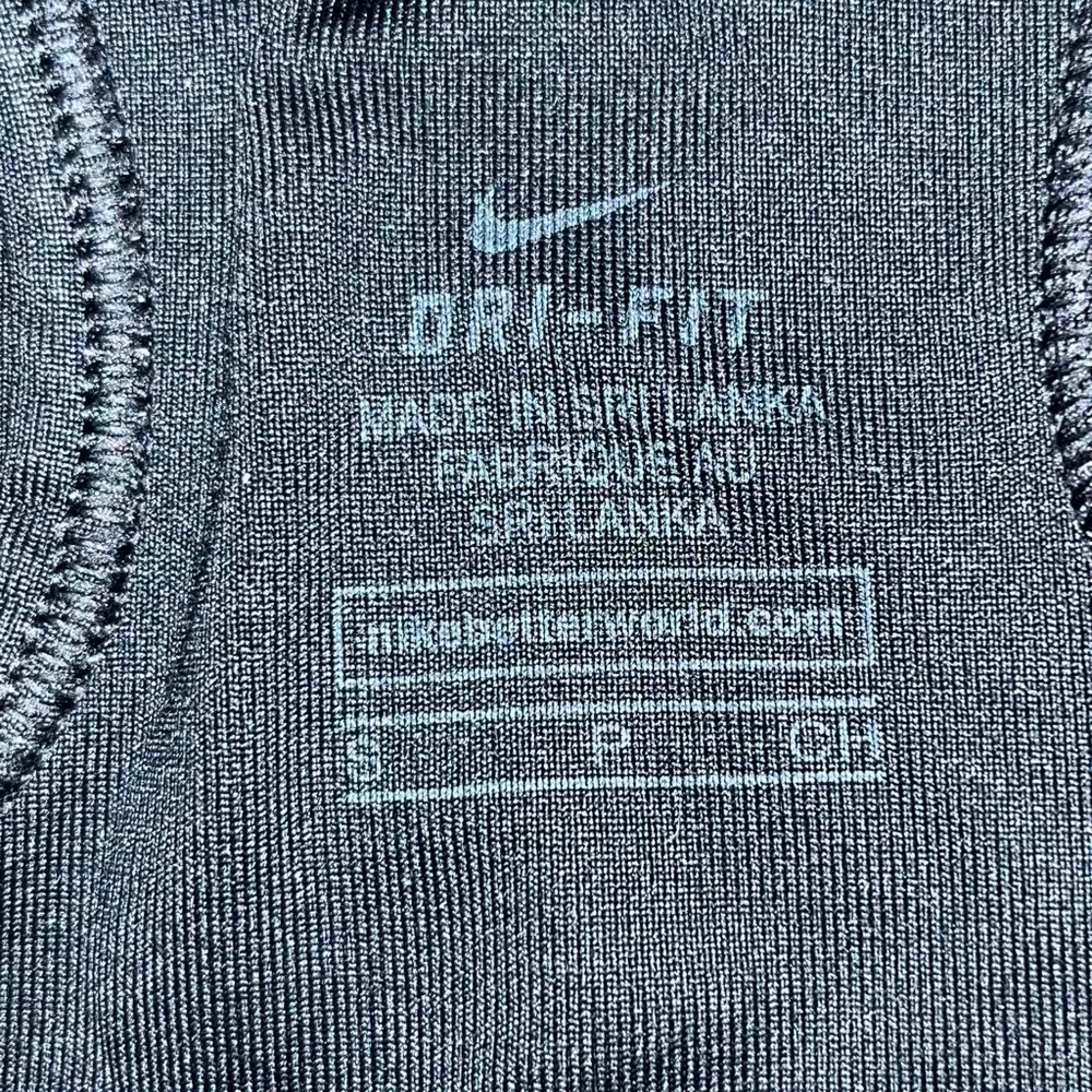 NIKE Dri-Fit Women’s Solid Black Sports Bra Small Swoosh Logo - Image 7