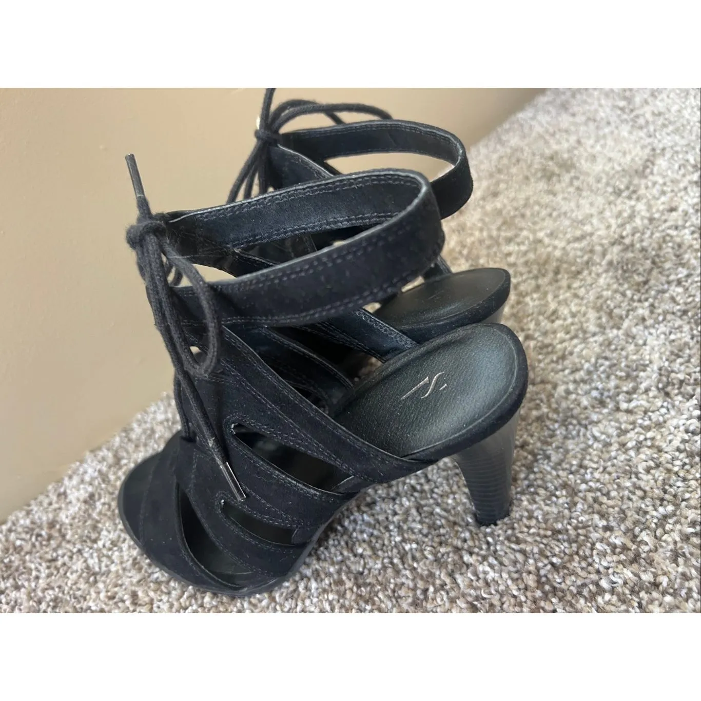 Simply Vera Vera Wang Black Heels Woman’s Size 7.5 Preowned - Image 10