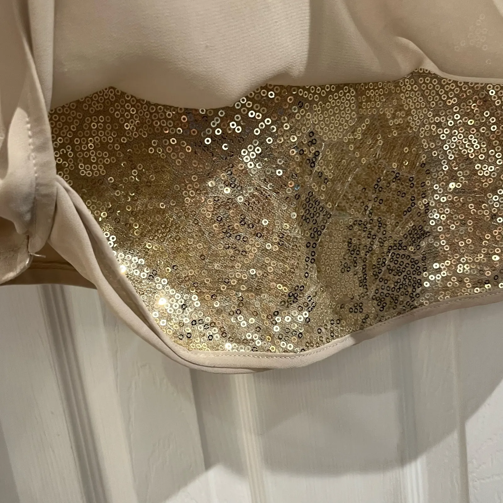 Studio Y  Women’s Gold Shimmery Tank Size Large - Image 3