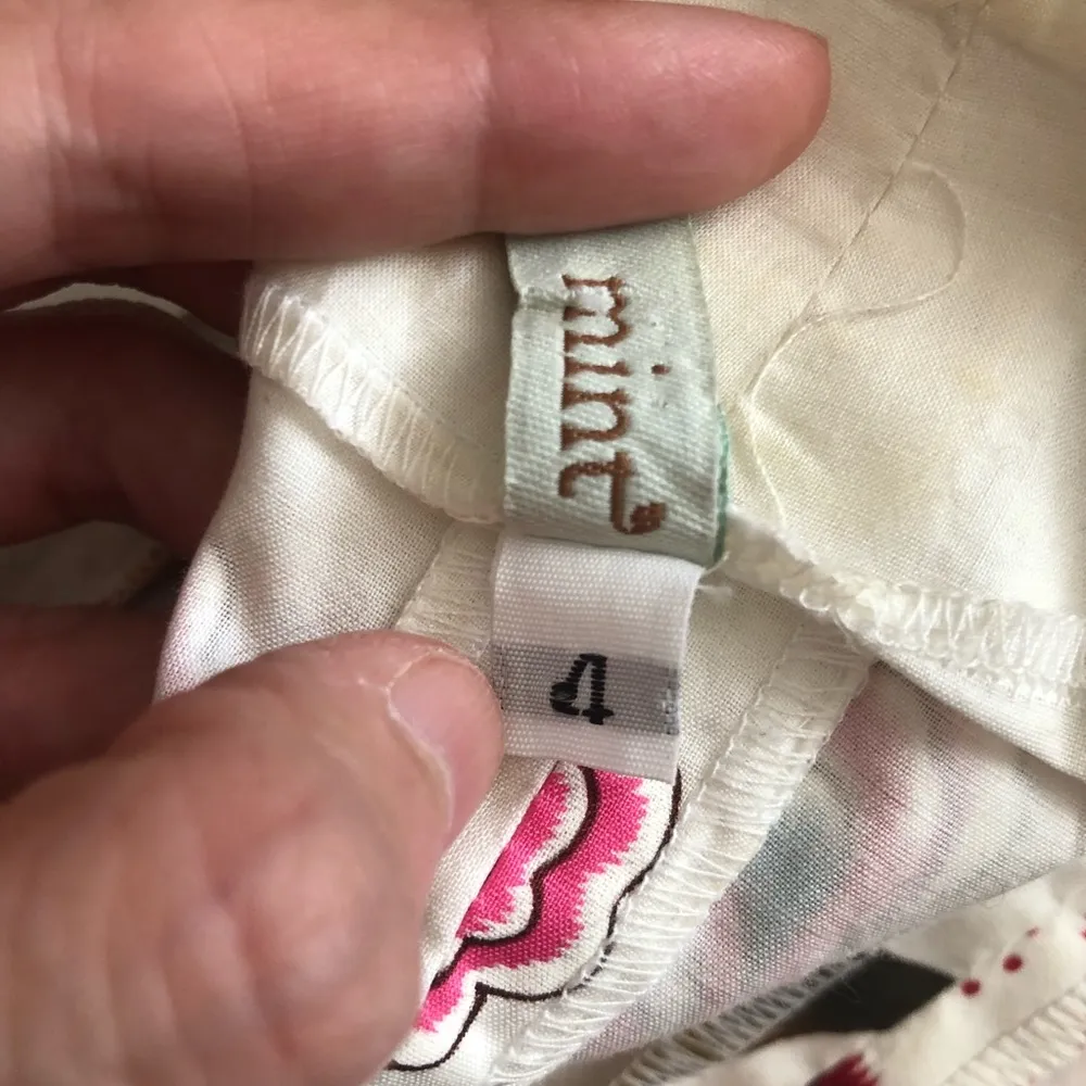 MINT Floral cross back dress Size 4 - Image 3