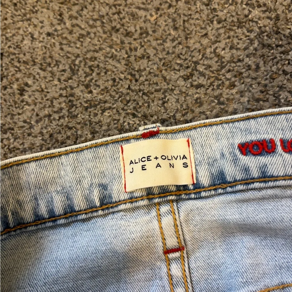 Alice + Olivia Jeans - Image 2