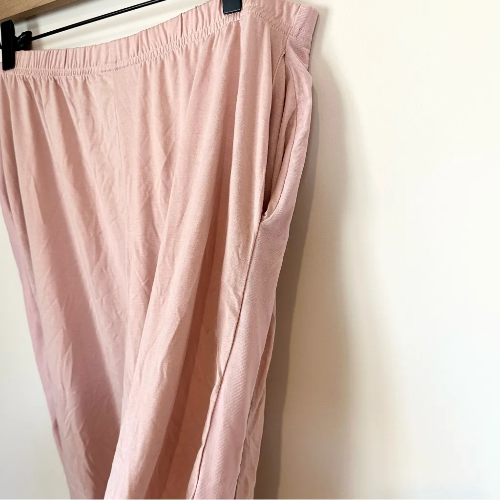 NWT Himone Blush Pink Women's Pajama Set - Image 7