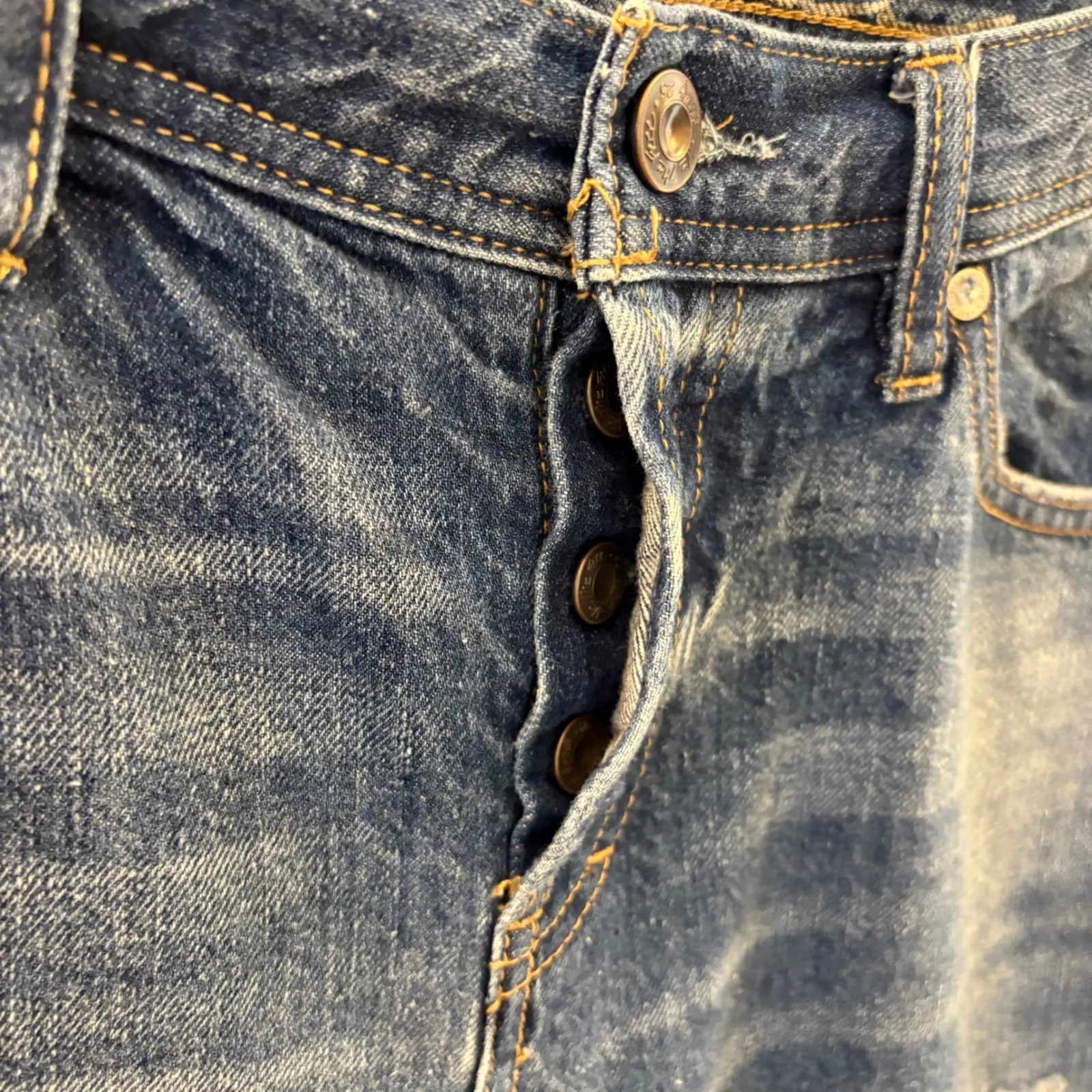 We The Free Distressed Button Fly Fray Hem Jeans size 27 - Image 5