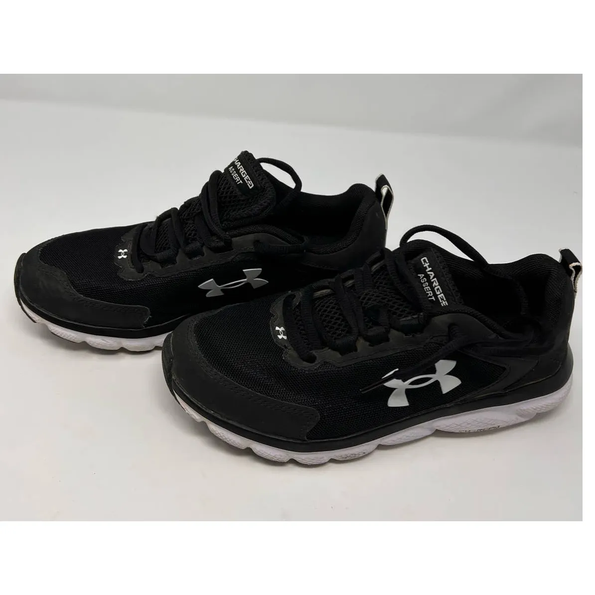 Under Armour Women's Charger Assert Black‎ White Size 7 - Image 7