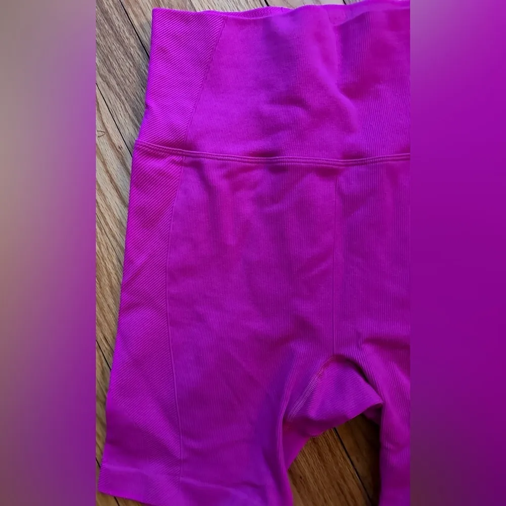 All in Motion High Rise Sculpt Magenta Hot Pink Bike Shorts - Image 8