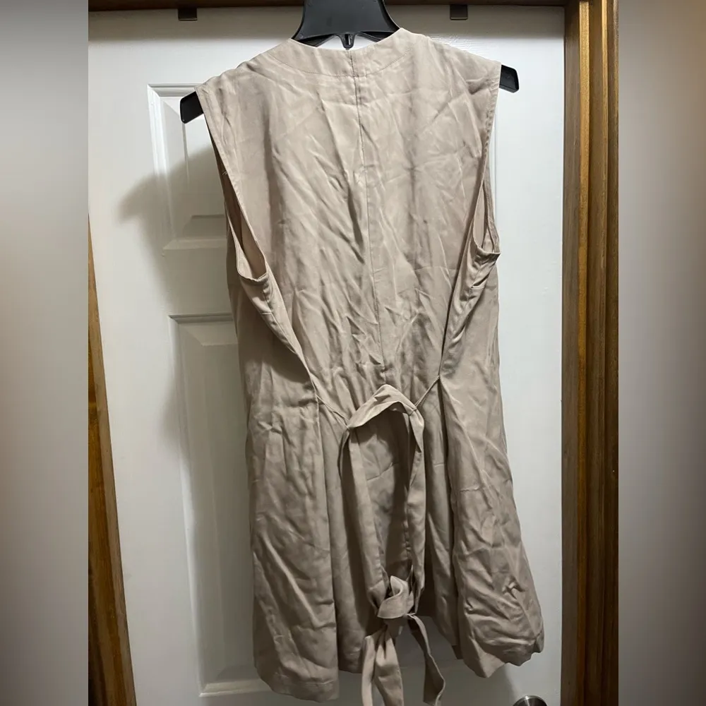 Artisan NY Large tan vest - Image 2