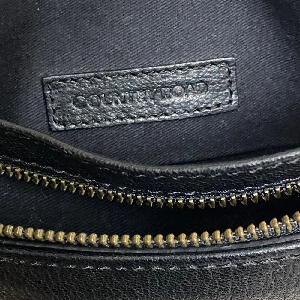 Country Road Leather Flap Closure Crossbody Bag in Black - Image 9