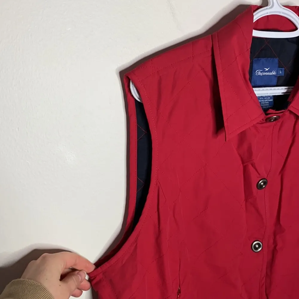 Faconnable red water resisted quilted button up vest size L - Image 61