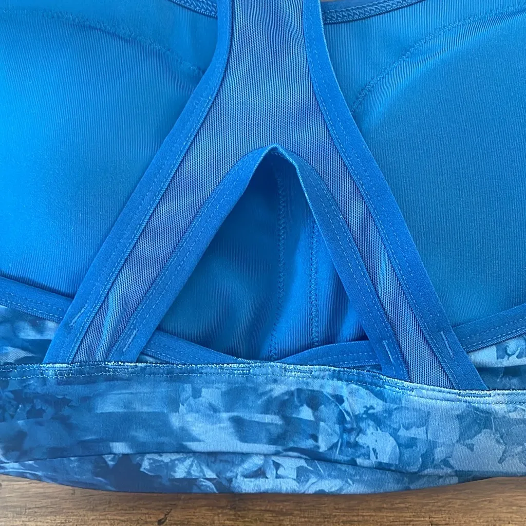 Reebok Sports Bra - Image 8