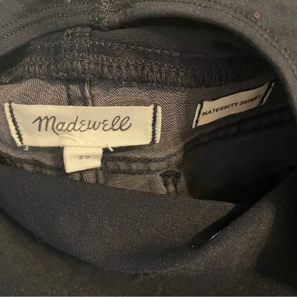 Madewell maternity skinny jeans size 29 with belly panel - Image 2