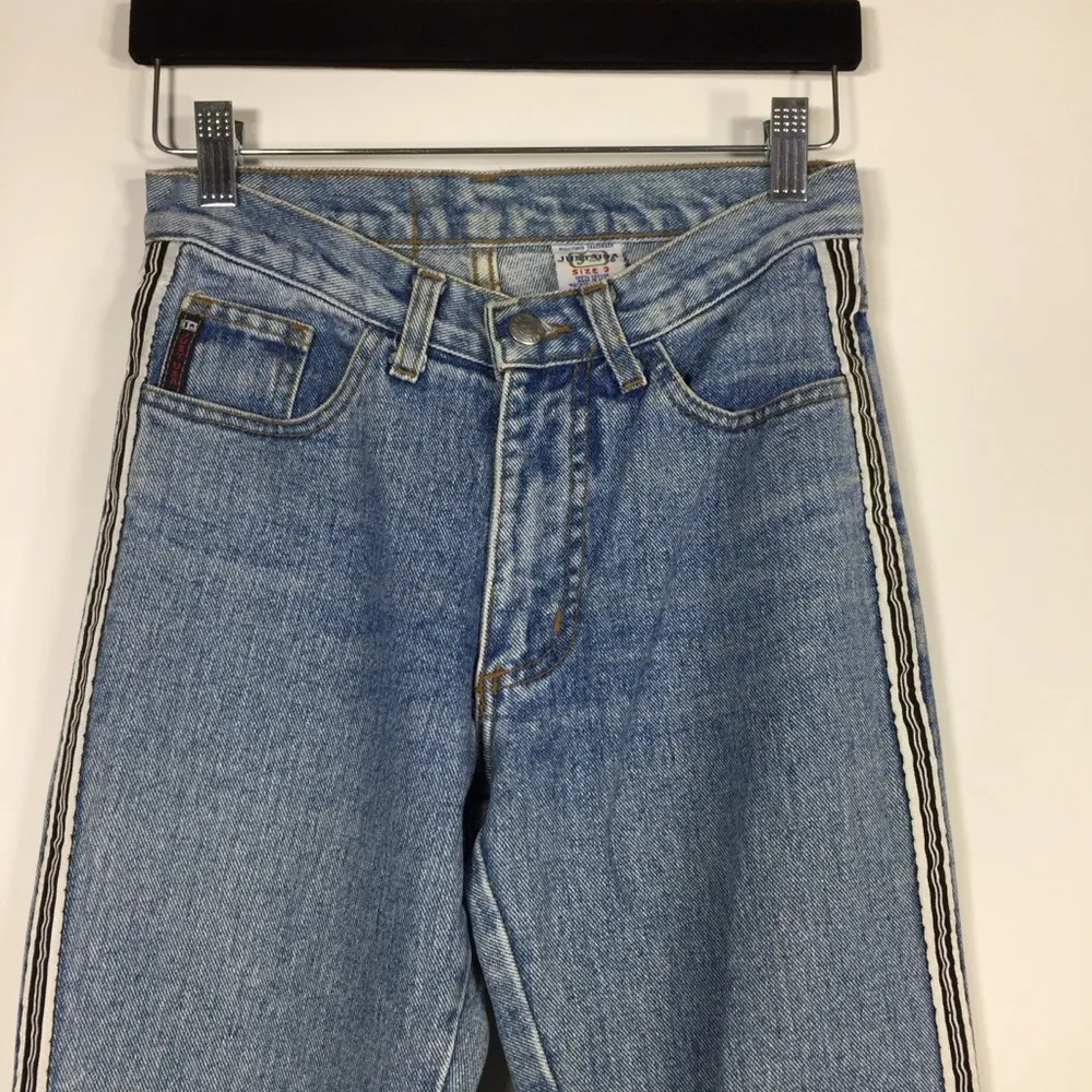 Just USA VTG Y2K Blue Flared Jeans Side Stripes - Image 6