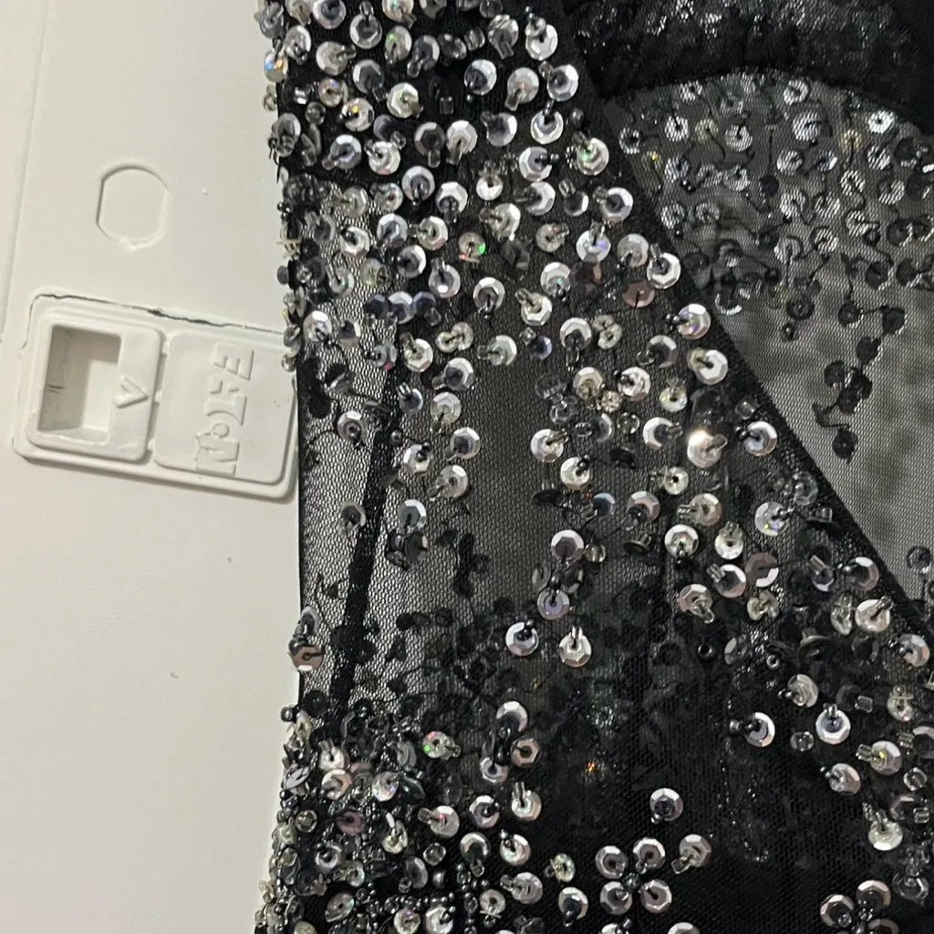 So Nikki Black and Silver Sequin Dress Size 4 - Image 4