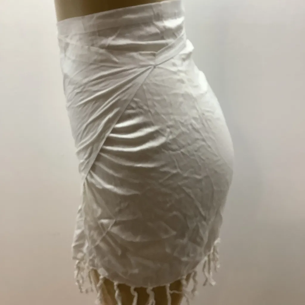 Zuliana Size Small Floral Black and Blue & White Fringe Sarong Skirts. New - Image 6