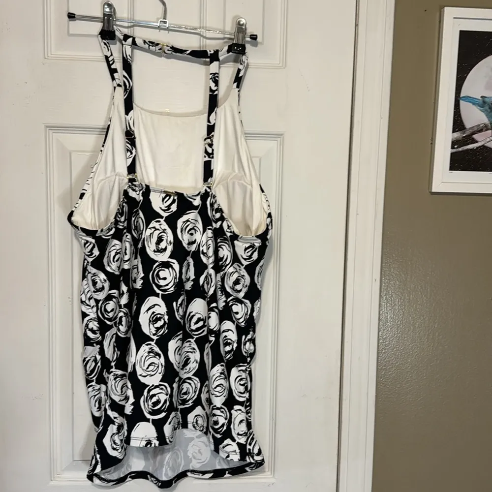 Anne Cole Swim Tank Top Black White Floral Estilo Removable Pads Size 22W - Image 4