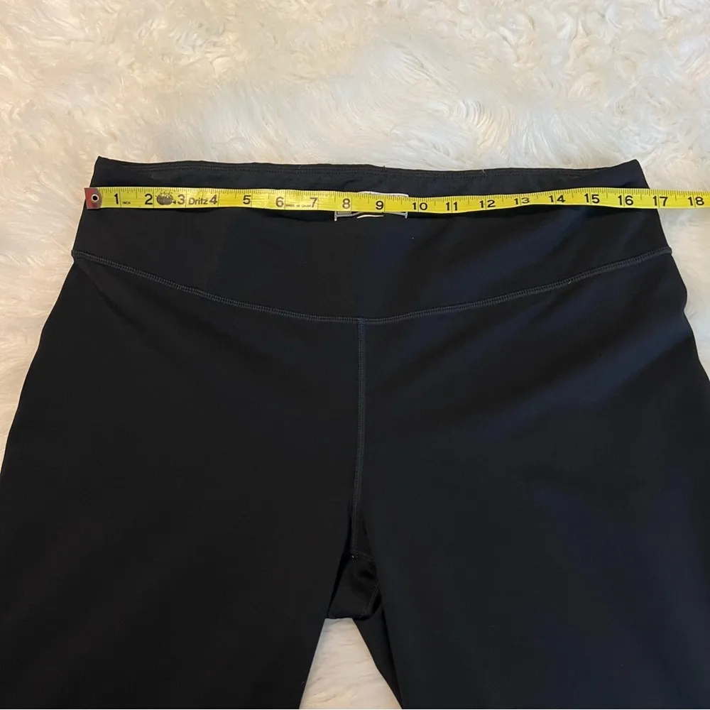 New Balance Black Athletic Workout Leggings Women’s size XL ruching at bottom - Image 8