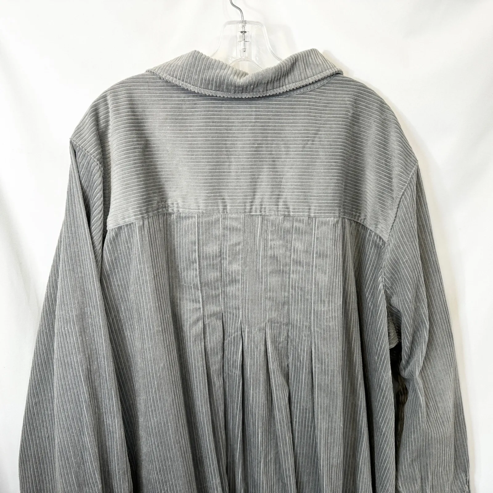 Woman Within Plus Size 30/32 Corduroy Top 3X  Button Front Pleated Back Gray‎ E - Image 6