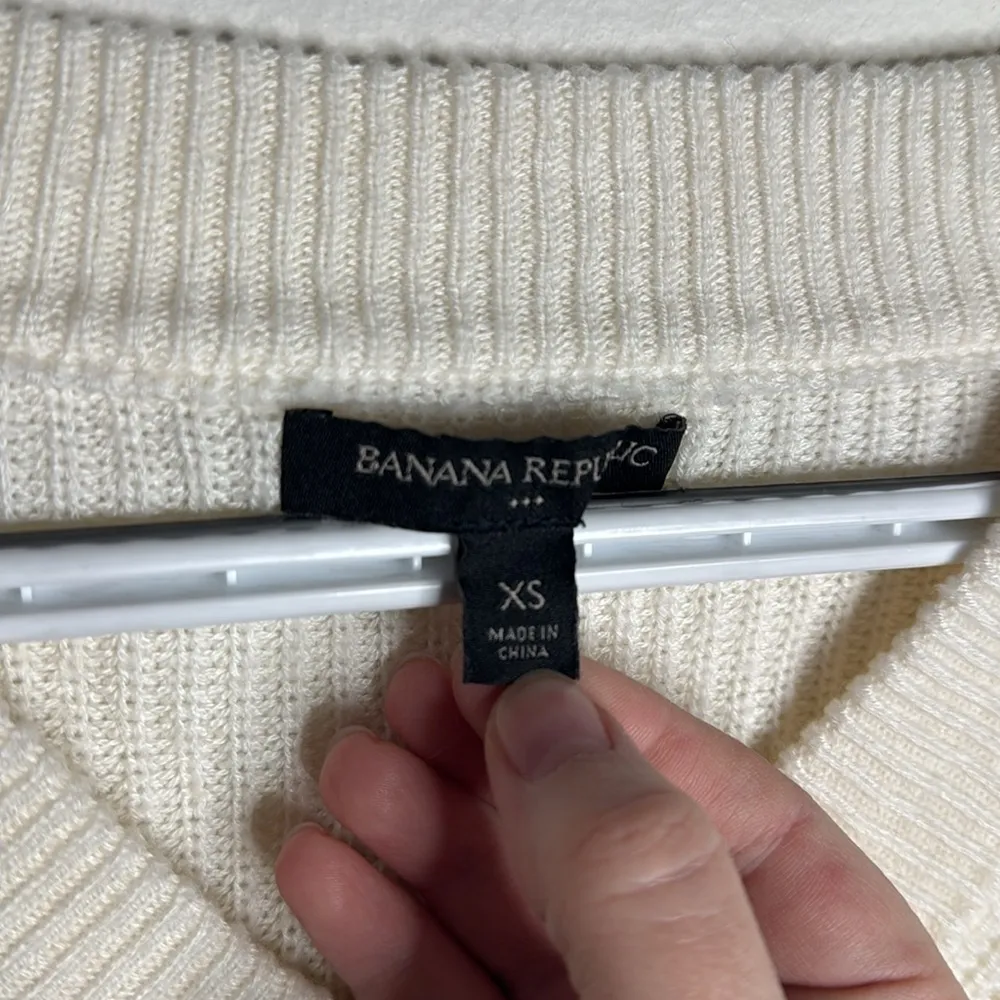 Banana Republic Factory Ribbed LighV - Image 7