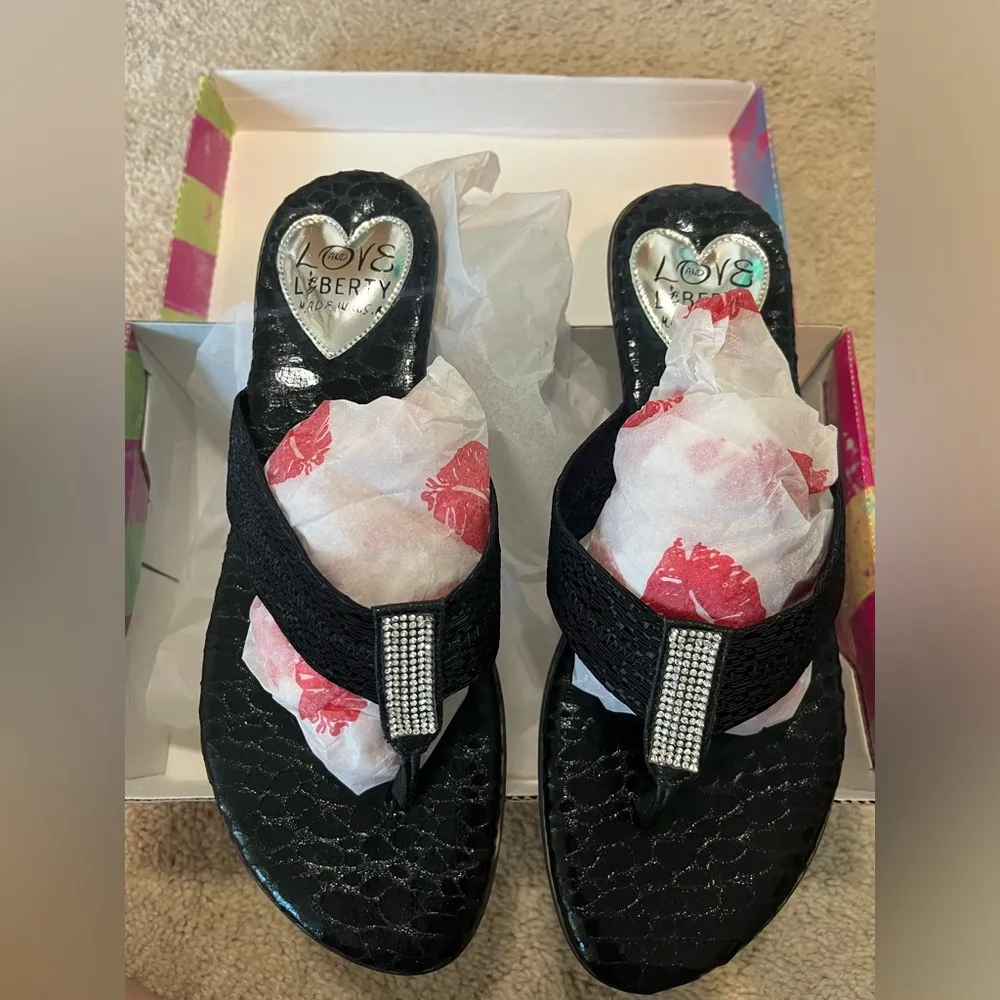 Love and Liberty Made in USA NEW Black Low Heel Flip Flop Bling Sandals Size 11 - Image 2