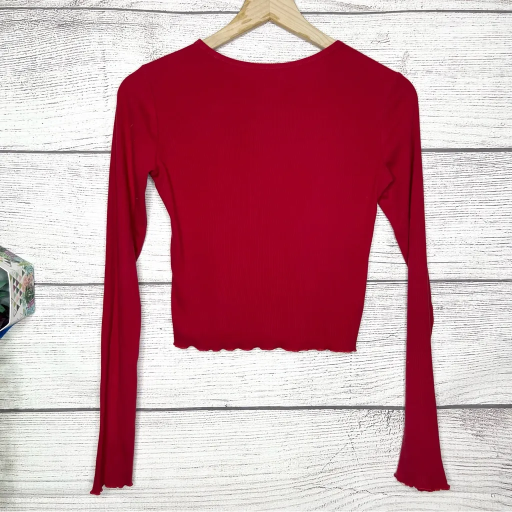 Hollister Long Sleeve Baby Tee Red with Embroidered Butterflies Size Small - Image 7