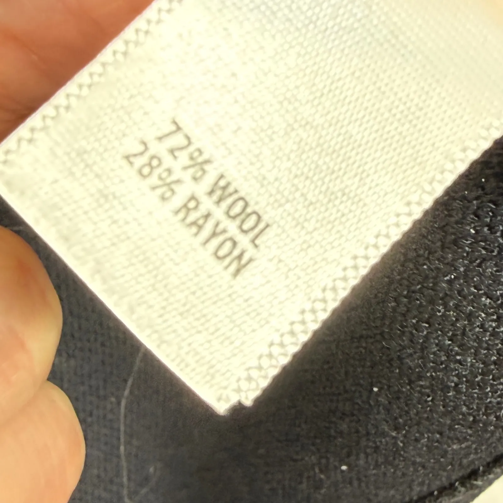 NWT ST JOHN COLLECTION Black Santana Knit Wool Rayon Blend top blouse Size M - Image 8