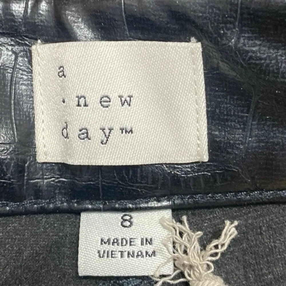 A New Day Women's Black Croc Faux Leather Vegan Wide Leg Trousers Pants Size 8 - Image 5