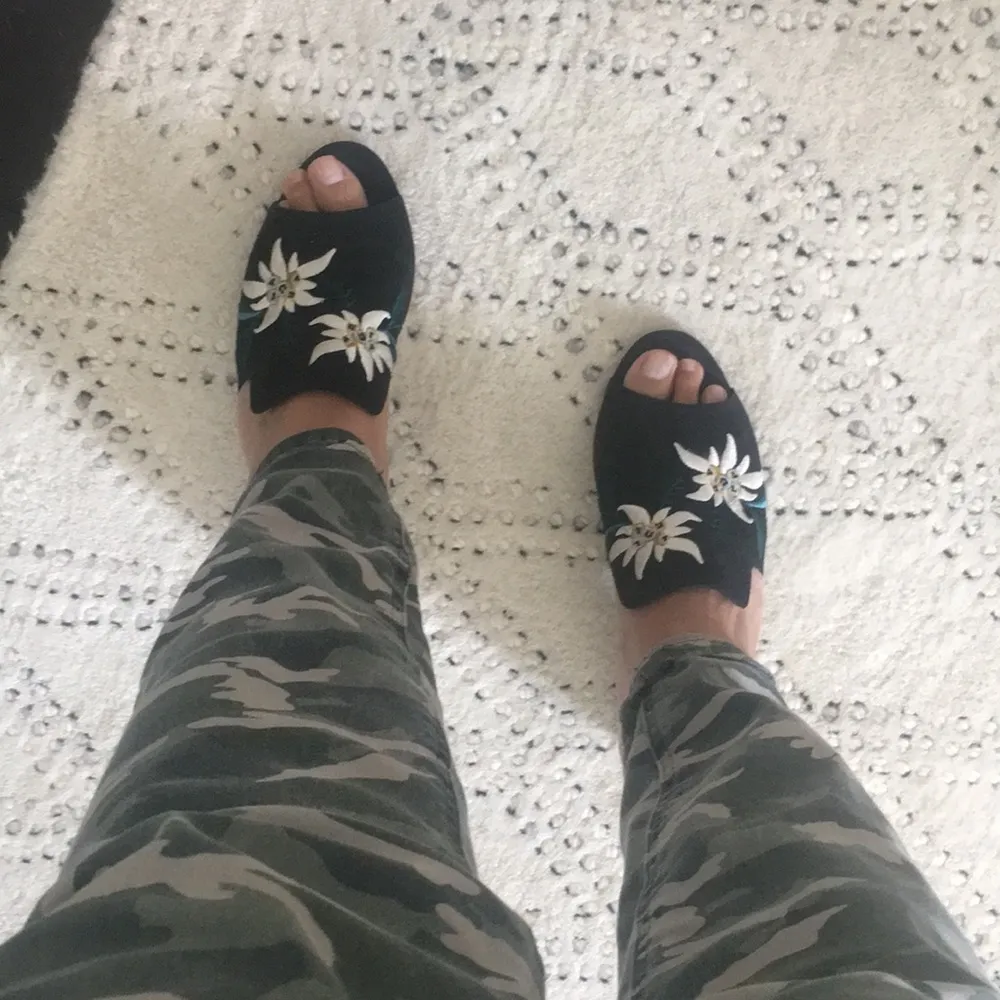 BALLY’S Womens suede embroidered shoes🛍 Size European - Image 8